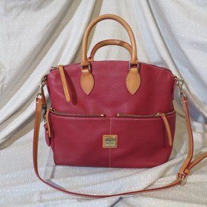 Dooney & Bourke hand bag